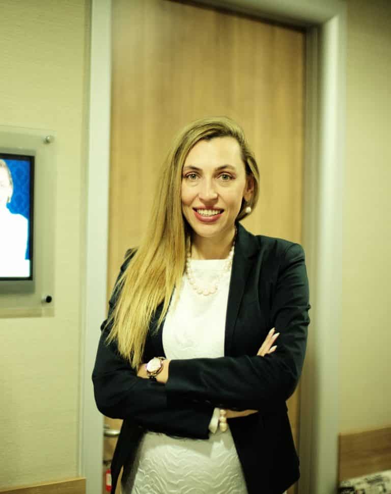 Hakkında Op.Dr. Algül A. Yılanlıoğlu Kadın Doğum ve Tüp